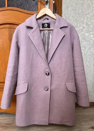 Пальто жіноче