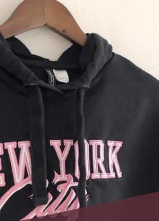 H&m divided black cropped sweatshirt hoodie new york city m