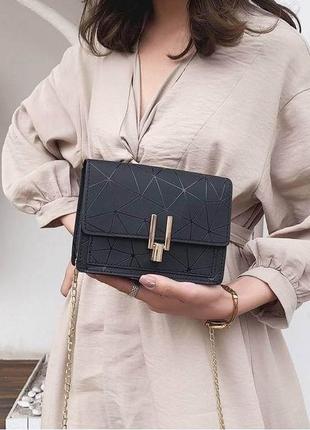 Сумка жіноча чорна і біла