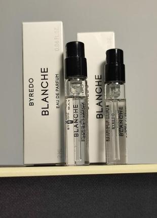 Оригінальна мініатюра byredo blanche eau de parfum 2ml