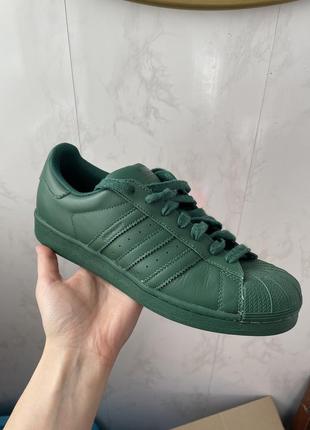 Кроссовки adidas