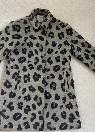 Пальто стильне