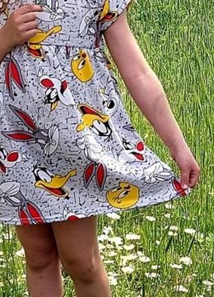 Детское платье с откритыми плечами