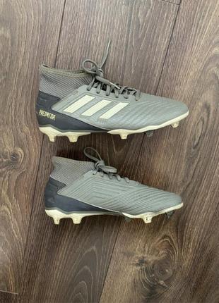 Бутси adidas predator (оригінал).можливий торг!2 фото