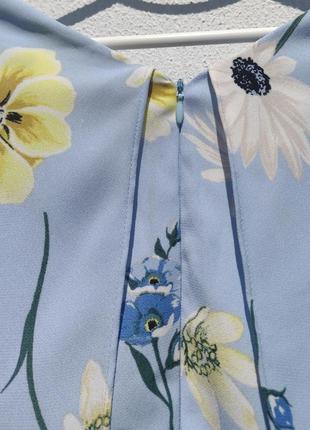 Красивое нежное летнее голубое платье с цветами marks & spencer6 фото