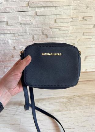 Шкіряна маленька кроссбоді сумка michael kors5 фото