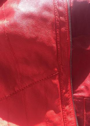 Красная кожаная курточка пиджак, натуральная кожа, приталенная, marc cain7 фото