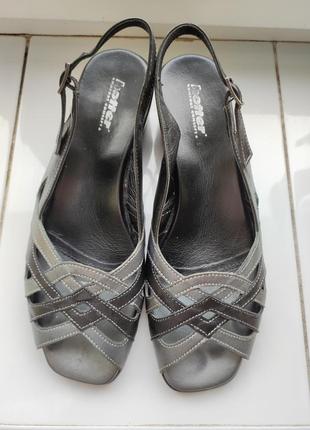 Босоніжки з натуральної шкіри