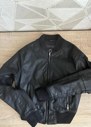 Куртка guess