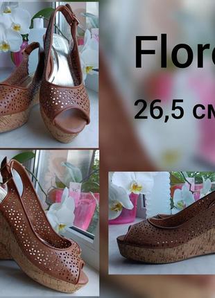 Босоніжки на танкетці flore 26,5см (40-41р.)