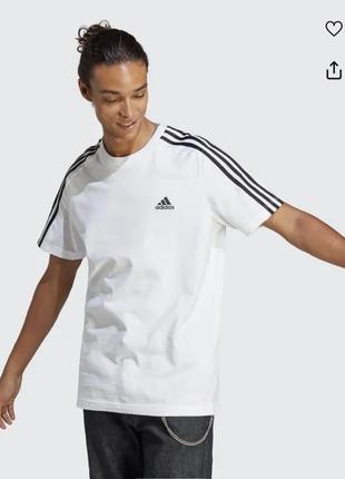 Новая футболка котоновая белая adidas с лампасами