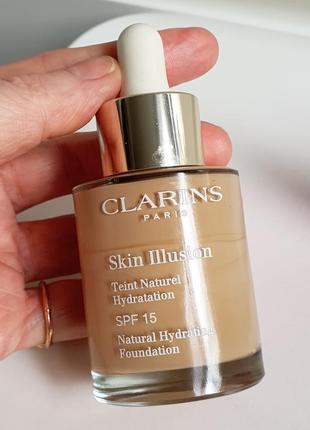 Разъясняющий тональный крем clarins skin illusion