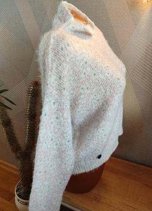 Красивый свитерок ёлочка с анималистичным принтом6 фото