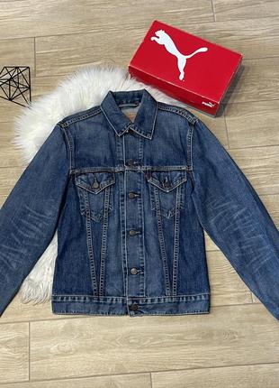 Чоловіча джинсова куртка джинсовка levis m оригінал