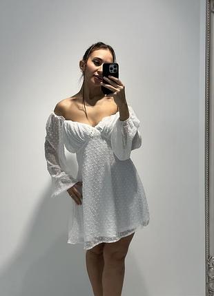 Платье с открытыми плечами⭐️