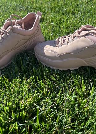 Кроссовки кеды