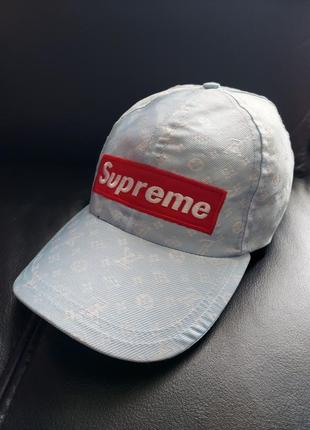 Кепка supreme