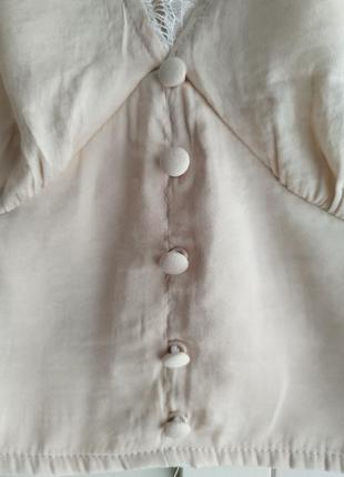 Укороченный бежевый топ, блузка с кружевом xs/s3 фото