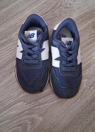 Кроссовки детские new balance3 фото