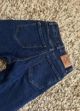 Продам!!! очень качественные в идеальном состоянии джинсы5 фото