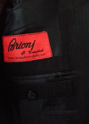 Brioni отличный блейзер.