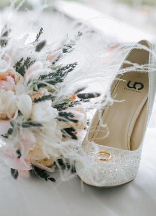 Свадебные туфли2 фото