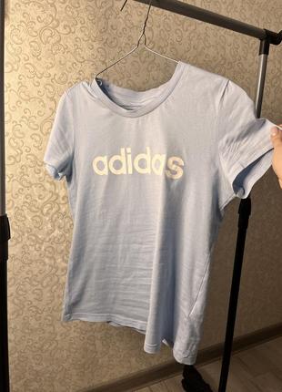 Футболка adidas