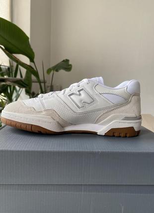 Кроссовки мужские/унисекс new balance 550 sneakers in white with gum sole3 фото