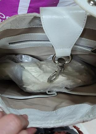 Кожаная женская сумка италия с бахромой4 фото