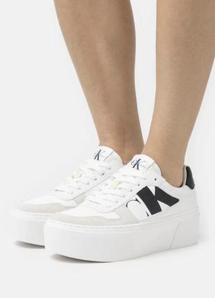 Сникерсы calvin klein jeans cupsole flatform laceup кроссовки на платформе