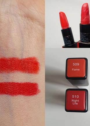 Матовая пудровая помада shiseido modernmatte powder lipstick3 фото