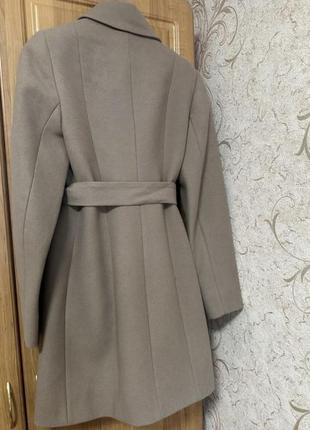 Продам!! женское пальто в размере с (42-44) 🌸💕🥰2 фото