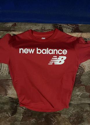 Футболка new balance