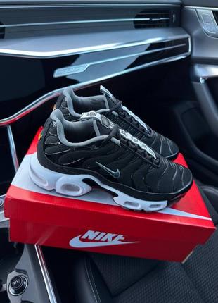 Кросівки nike air max plus tn4 фото