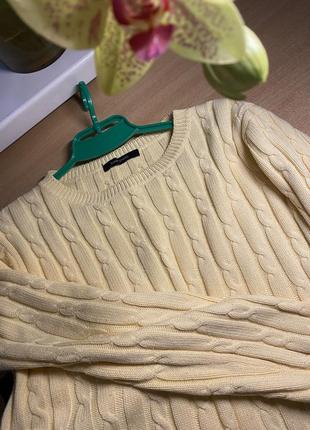 Теплый вязаный свитер, одевался пару раз , состояние хорошее , размер s-m