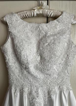 Атласное свадебное платье с фатой на рост 155-160 см3 фото