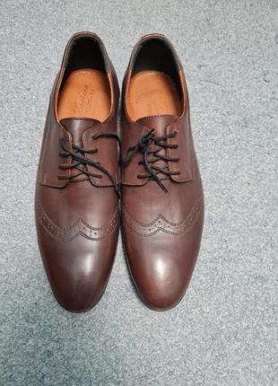 Мужские туфли броги коричневые кожаные 44