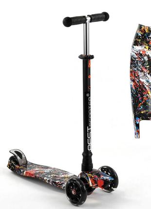 Самокат scooter зі світловим ефектом різнобарвний 6900065257798