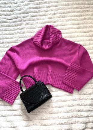 Яркий укороченный свитер от sinsay
