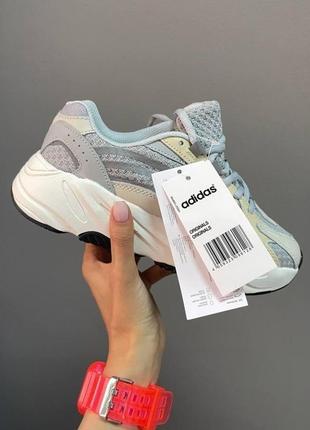 Жіночі кросівки adidas yeezy boost 700 v2 cream(36-41)2 фото