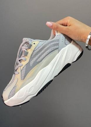 Жіночі кросівки adidas yeezy boost 700 v2 cream(36-41)5 фото