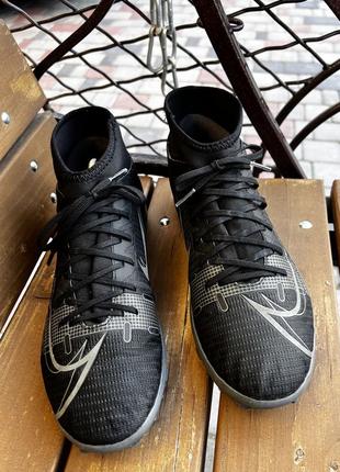 Оригінальні сороконіжки nike mercurial superfly 8 club5 фото