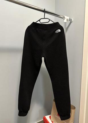 Спортивні штани the north face mhysa pants n5369 оригінал текстуровані спортивные штаны tnf нова колекція унісекс8 фото