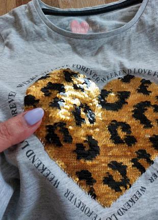 Футболка  с паетками