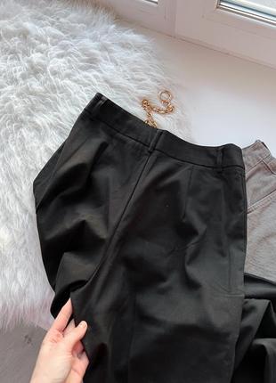 Идеальные черные прямые брюки палаццо stradivarius4 фото