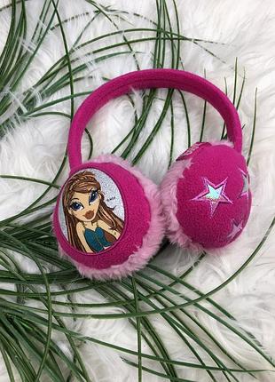 Розовые меховые наушники