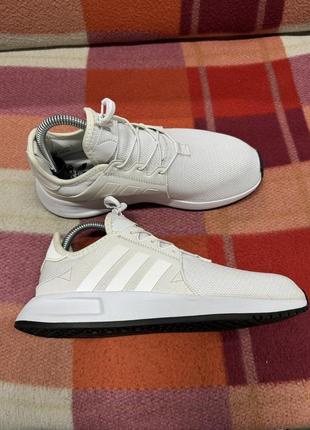 Кроссовки adidas новые женские 37,53 фото