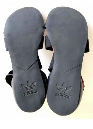 Женские босоножки от adidas6 фото