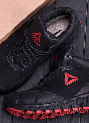 Чоловічі зимові шкіряні черевики reebok crossfit r-03 черн.w9 фото