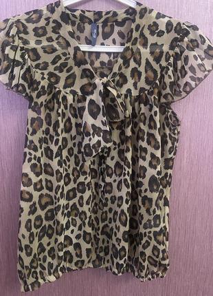 Блуза с бантом леопардовая